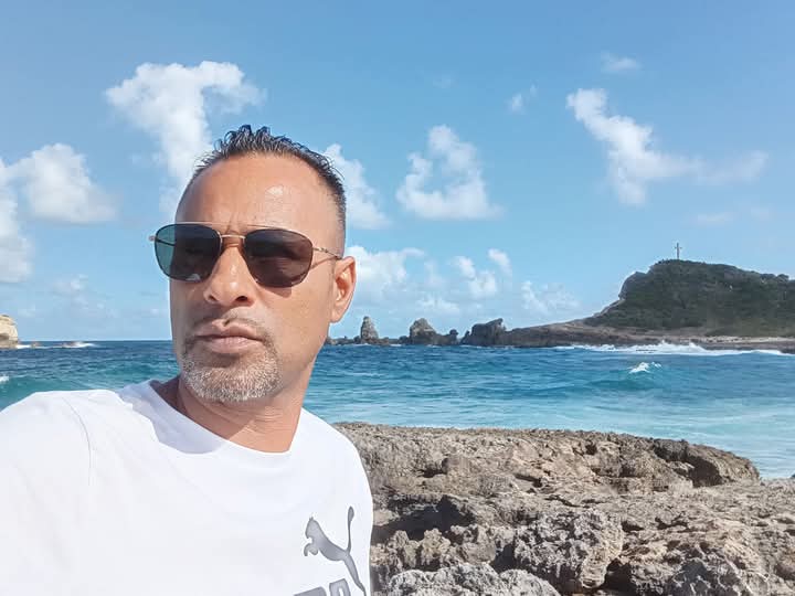 Anton - Grand'Rivière - Martinique | Rencontre libertine